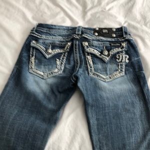 Miss Me size 27 inseam 37, like new condition